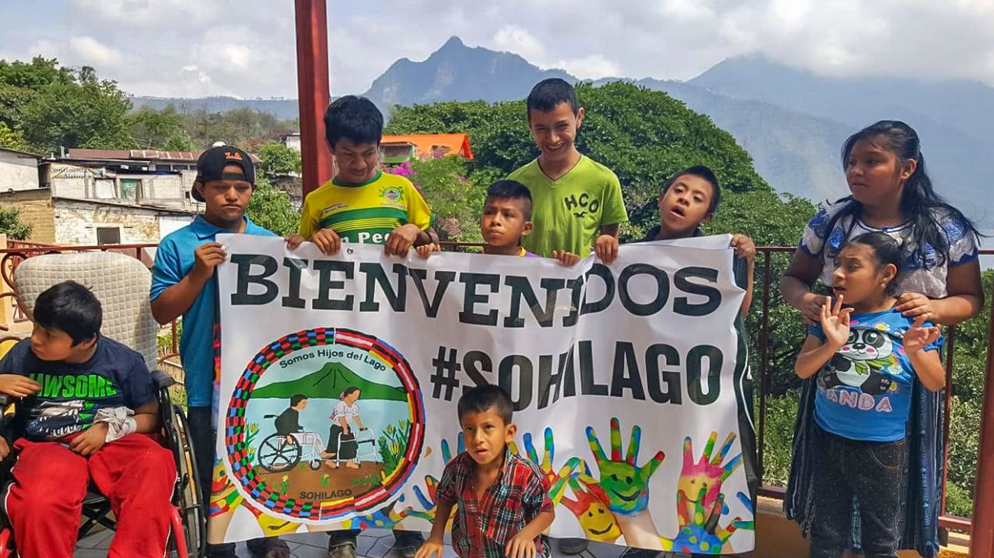 Somos hijos del lago proyecto de ayuda spanish school cooperativa san pedro la laguna lake atitlan